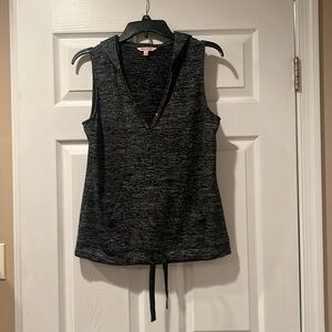 Sleeveless hoodie shirt from juicy couture
